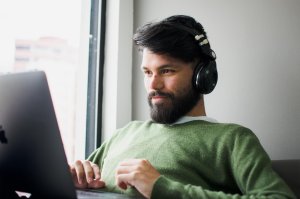 Listen to these customer service podcasts and learn