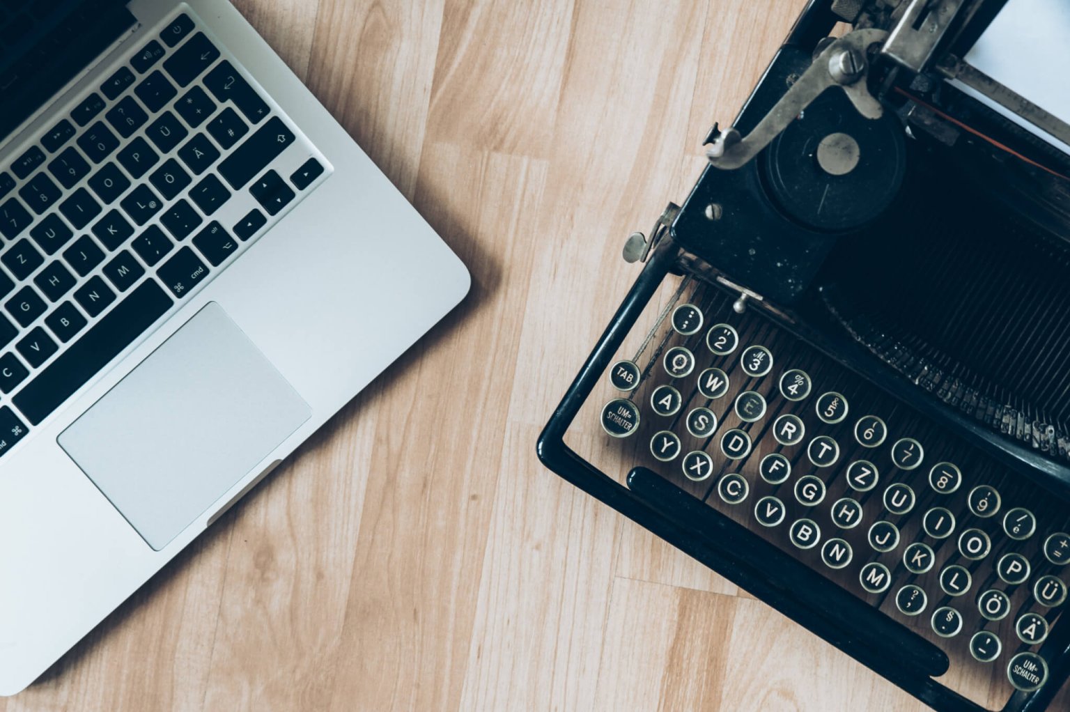 Which one betwen Zendesk and Reamaze should you shoose?