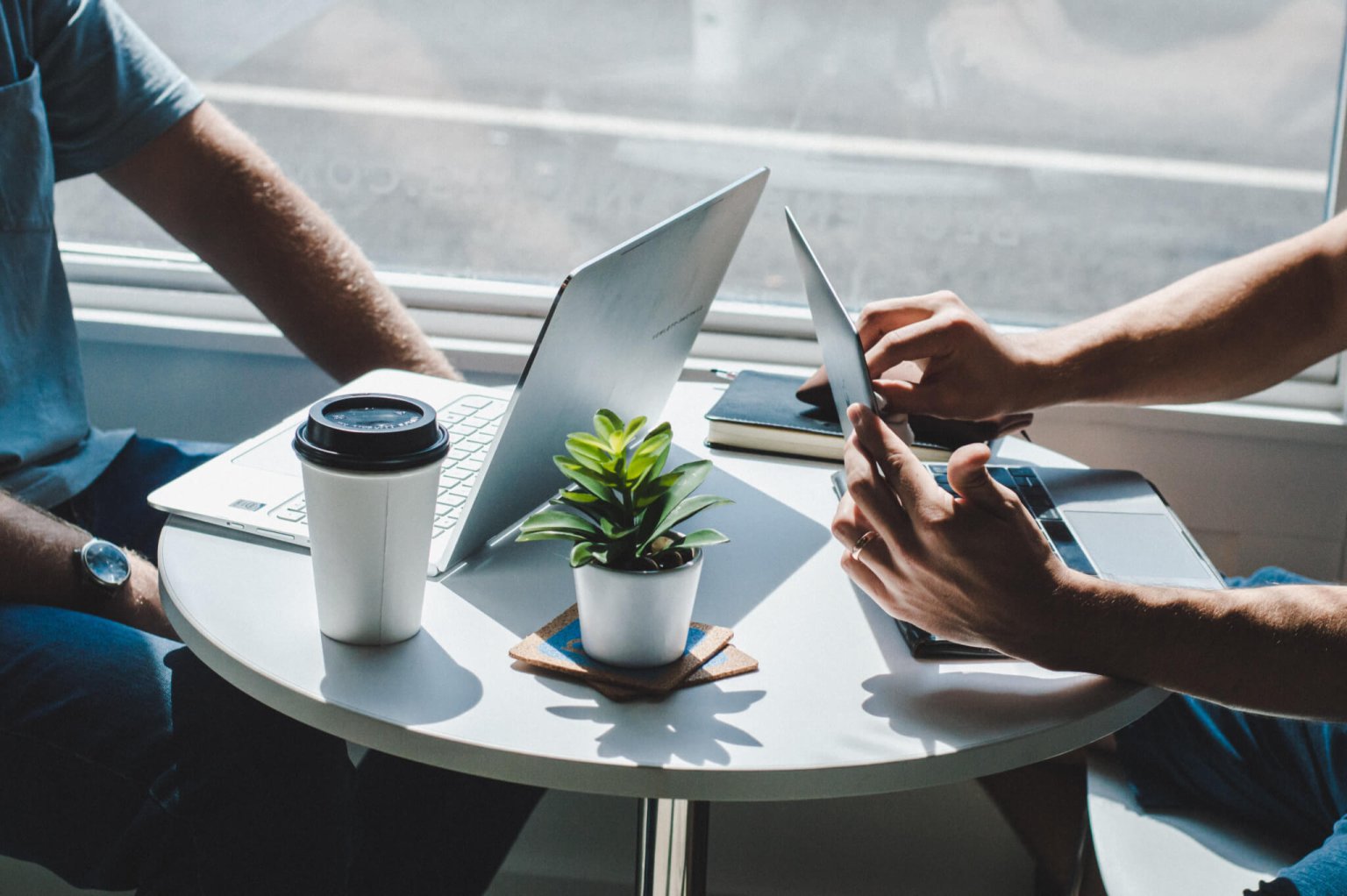 Why Companies Choose GrooveHQ vs Freshdesk | Help Desk Migration blog