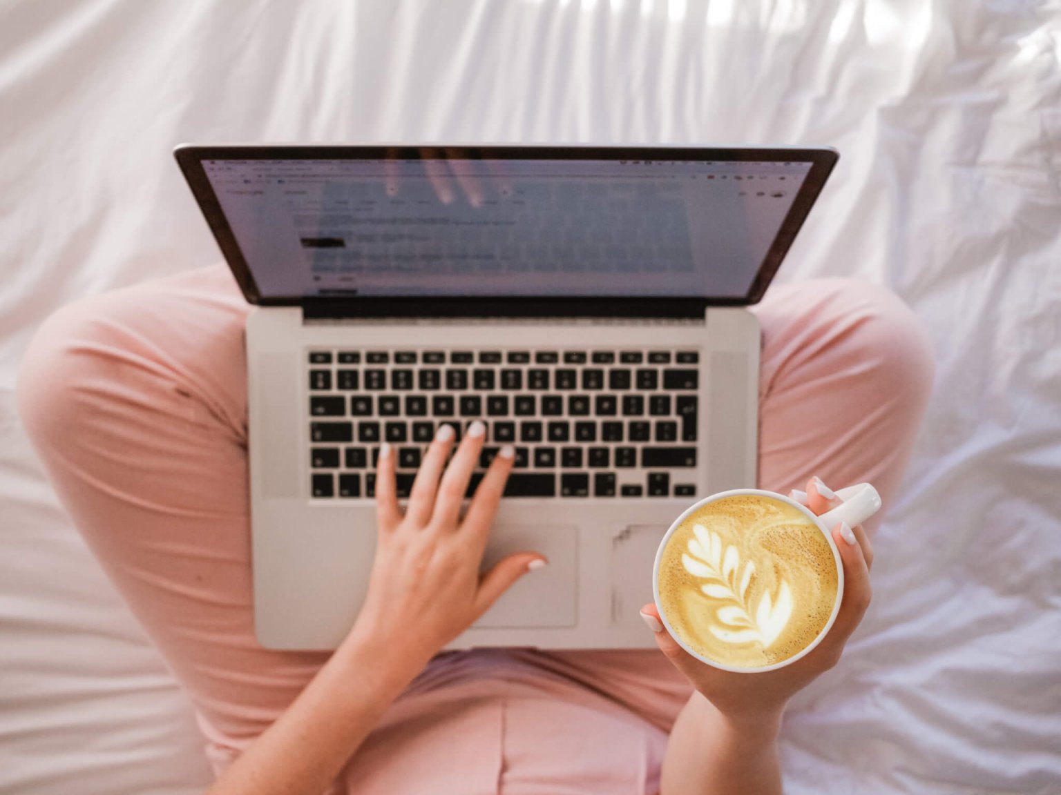 Choose between Freshdesk and Spiceworks here