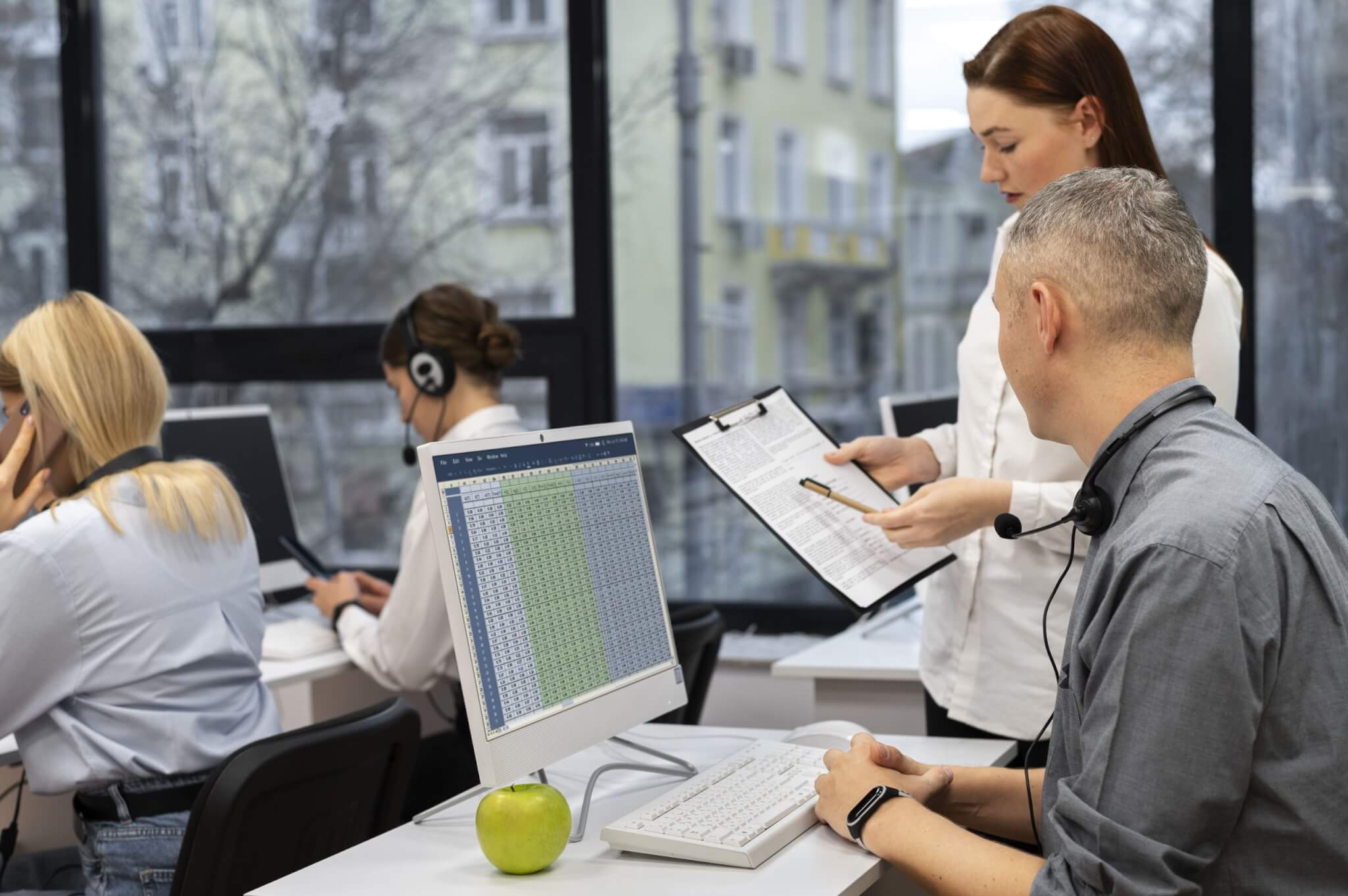 A Guide to Incident Management: Best Practices, Tips + Checklist