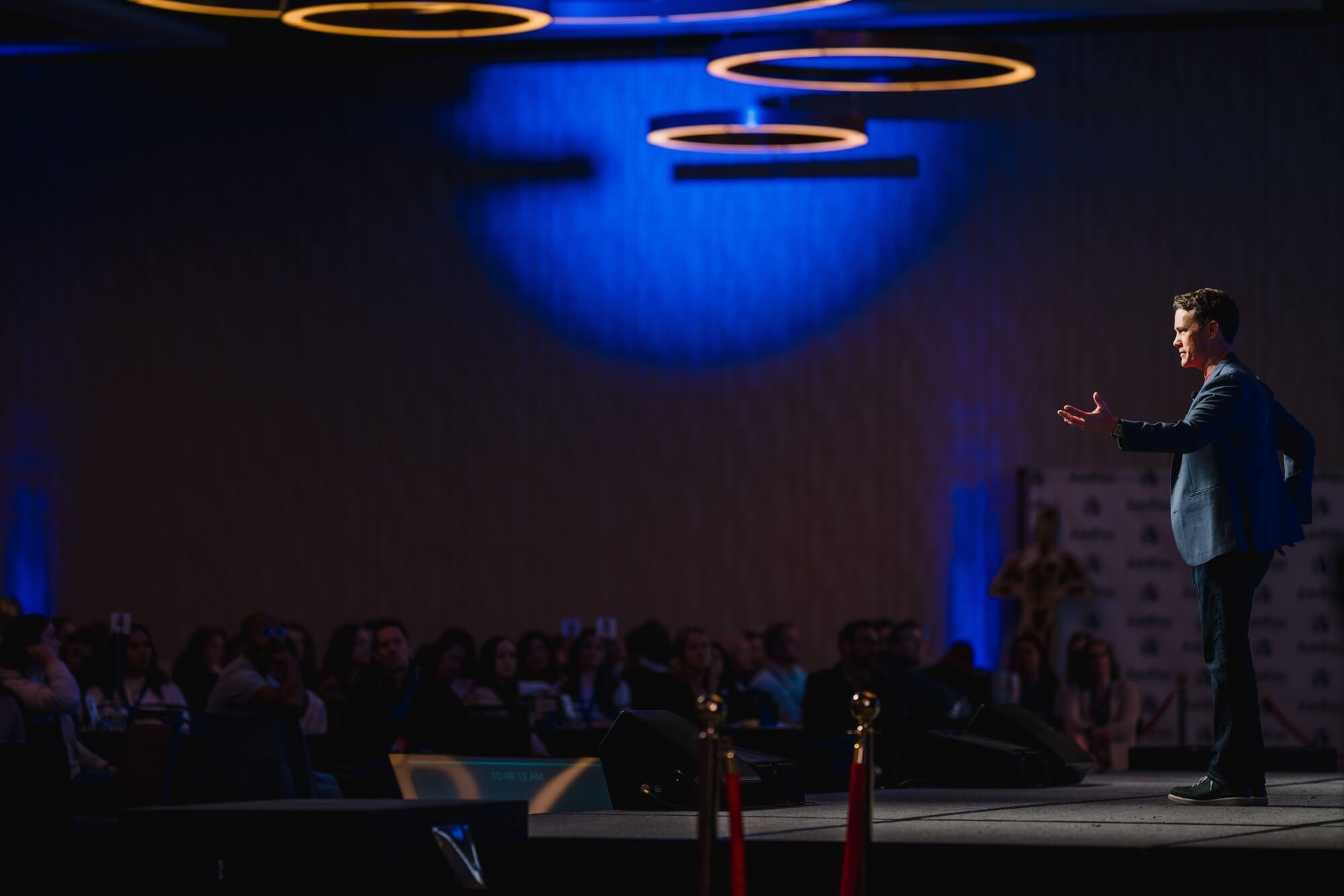 What Jeff Toister Thinks Will Transform Customer Service Training
