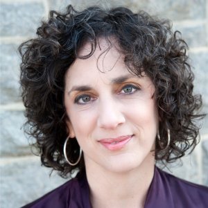 Leslie O’Flahavan Headshot